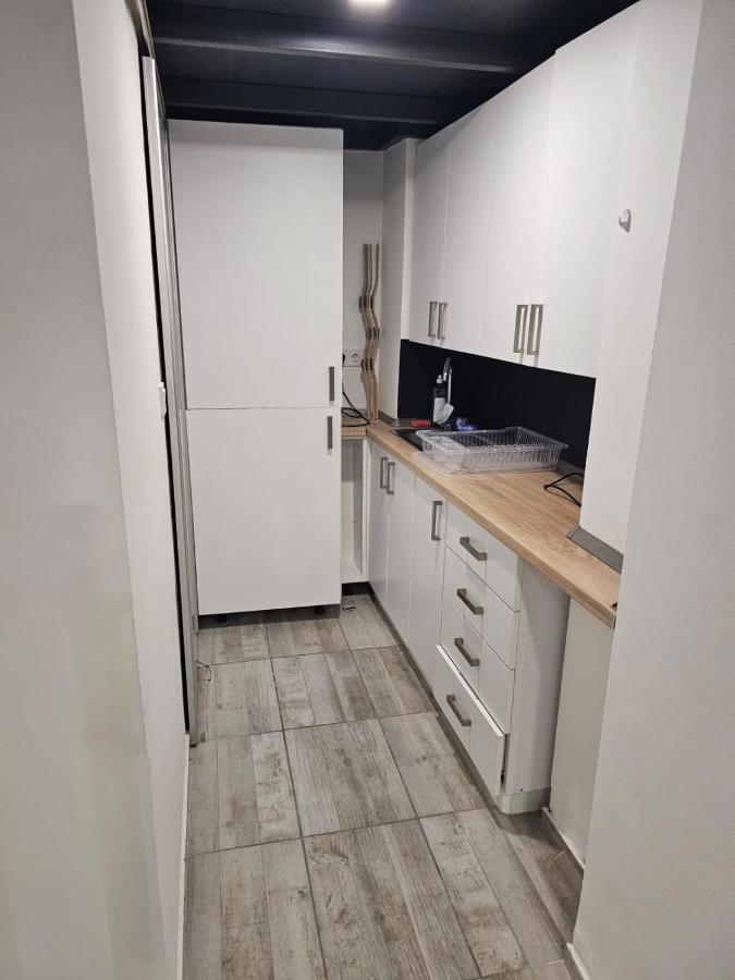 7Dab Apartment Almassy Contactless Self Check-In Budapest Exteriör bild